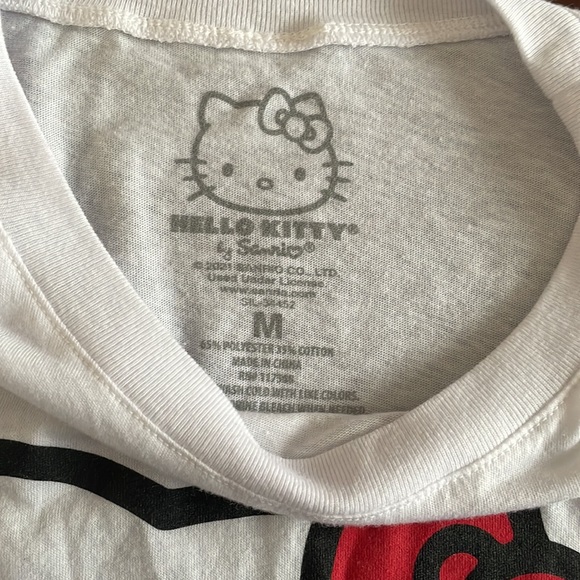 Hello Kitty T-shirt - Picture 4 of 8